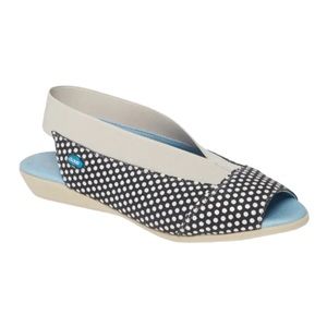 Cloud Caliber Prints Pop Supreme Polka Dot  Wedge Sandal Black White 9